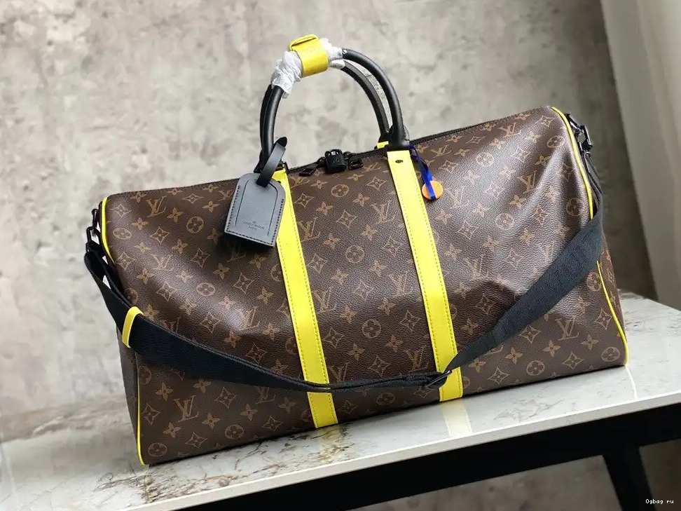 VUITTON BANDOULIÈRE LOUIS KEEPALL 50 0701